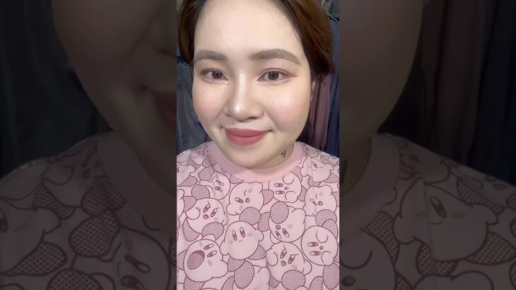 多幸感ピンクメイク！ラメが可愛すぎる